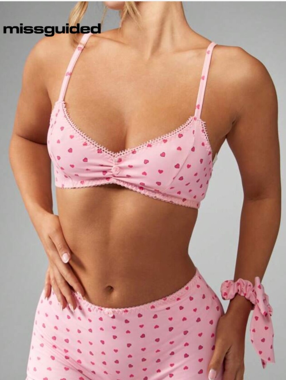 Missguided Heart Bralette Size Large